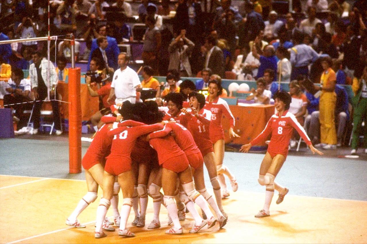 1984年洛杉矶奥运会中国女排夺冠：12名功勋球员今何在？(4)