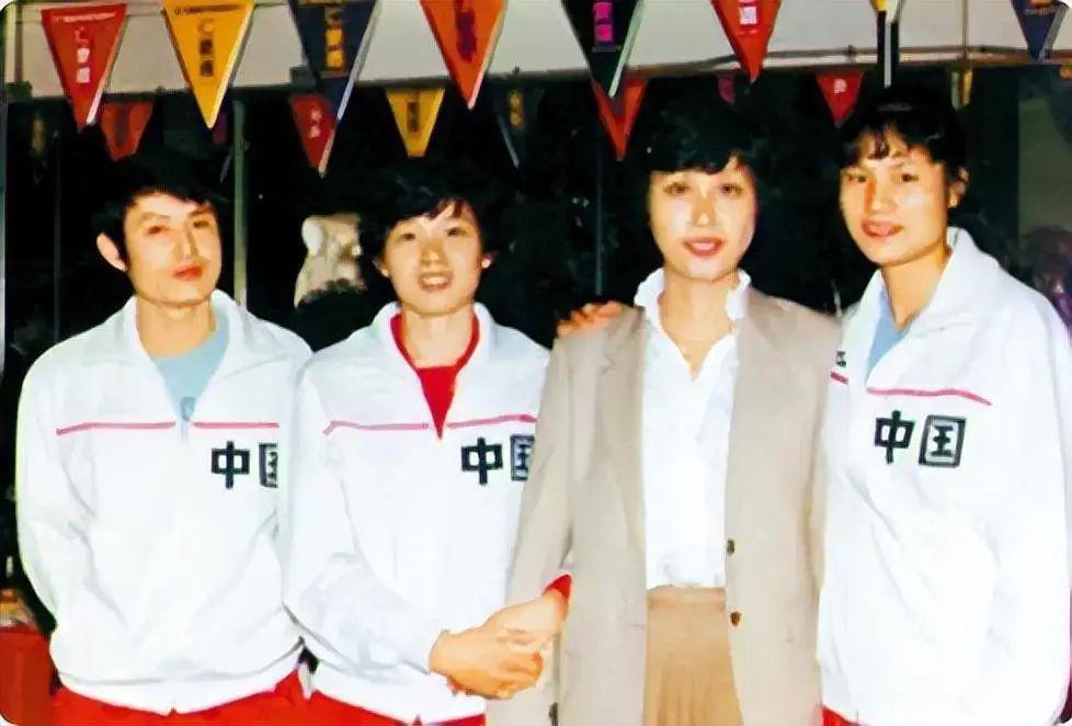 1984年洛杉矶奥运会中国女排夺冠：12名功勋球员今何在？(6)