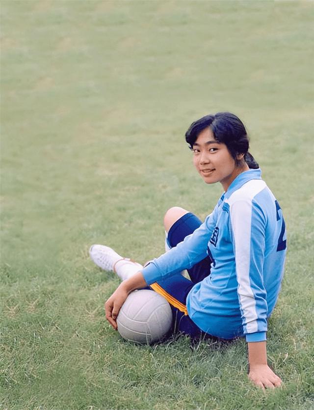 1984年洛杉矶奥运会中国女排夺冠：12名功勋球员今何在？(16)