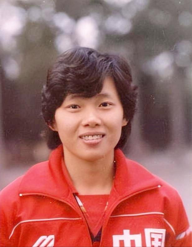 1984年洛杉矶奥运会中国女排夺冠：12名功勋球员今何在？(22)