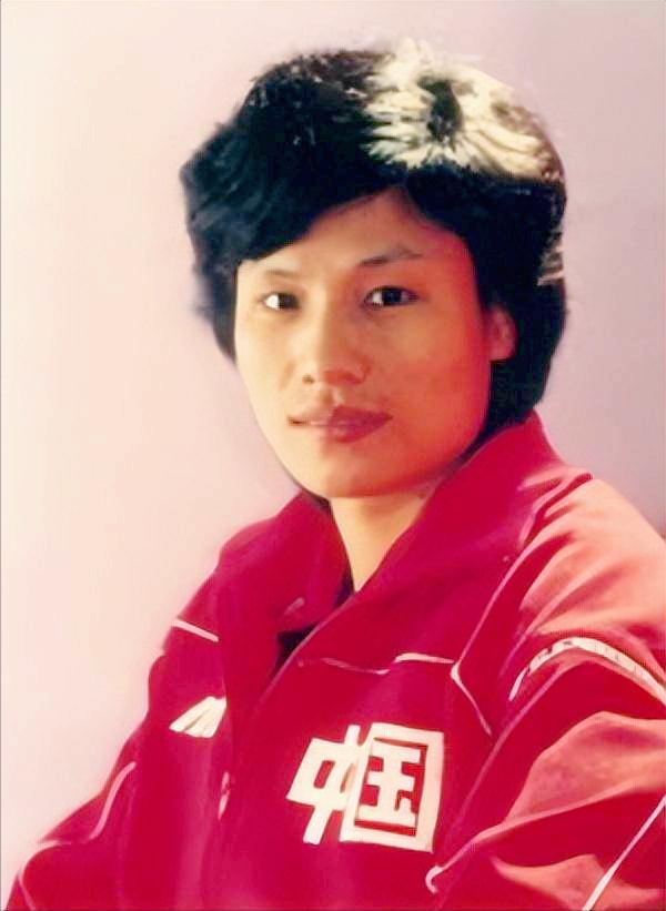 1984年洛杉矶奥运会中国女排夺冠：12名功勋球员今何在？(27)