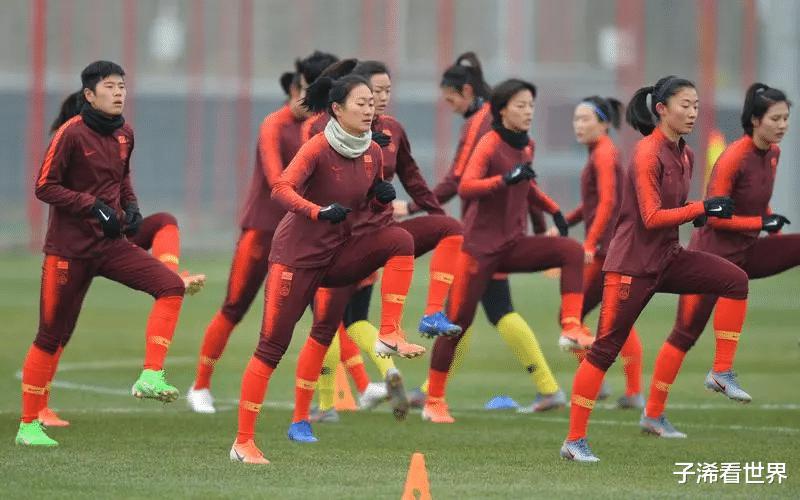 凌晨0点！北京媒体做出争议报道：中国足球成笑话，球迷骂声一片(5)