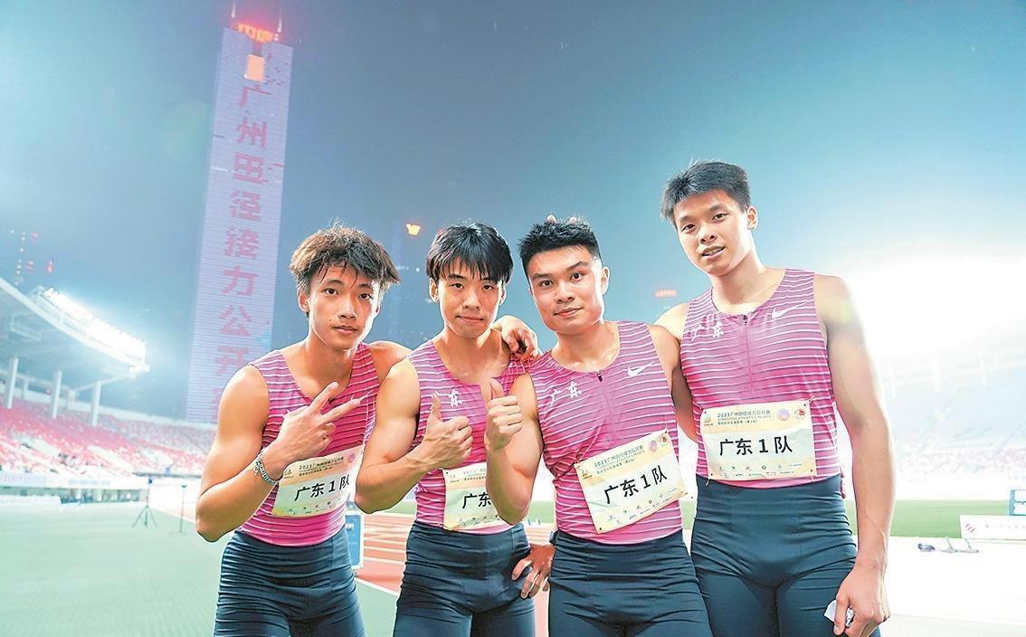 优秀！17岁广州小伙轰出10秒31 打破全国纪录 追逐苏神冲奥运决赛(3)