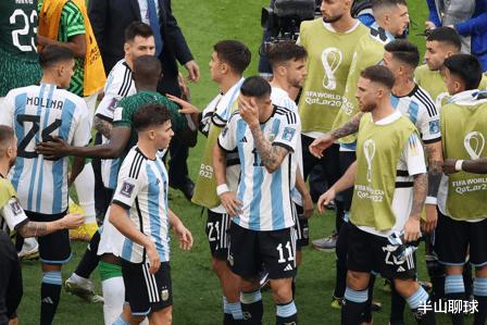 3-0到1-0！世界杯3冠王太狠了，5次吊打乌拉圭，梅西冲击3大纪录(3)