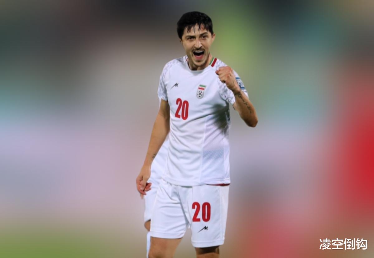 穆帅爱将2射1传，4-0亚洲第2完胜中国香港，世预赛开门红排名第1(1)