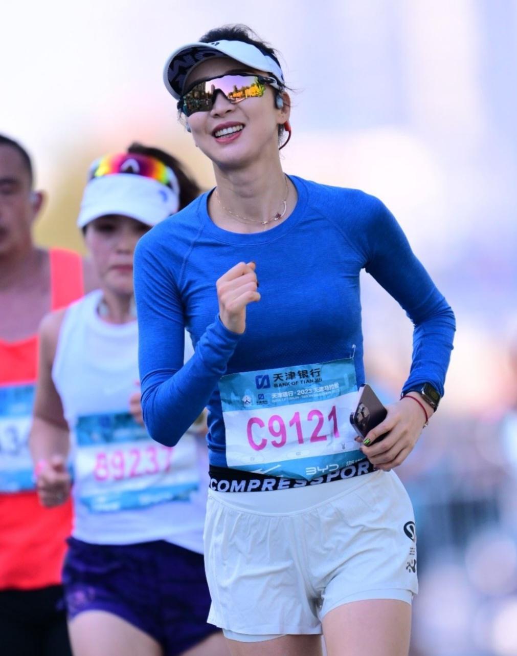 马拉松赛事水平越低，女跑者穿得越保守(2)