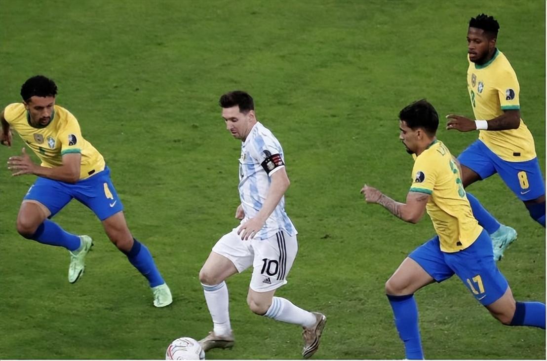 0-1，世预赛3连败！世界第3倒下，阿根廷打破魔咒，球迷爆发群殴(2)