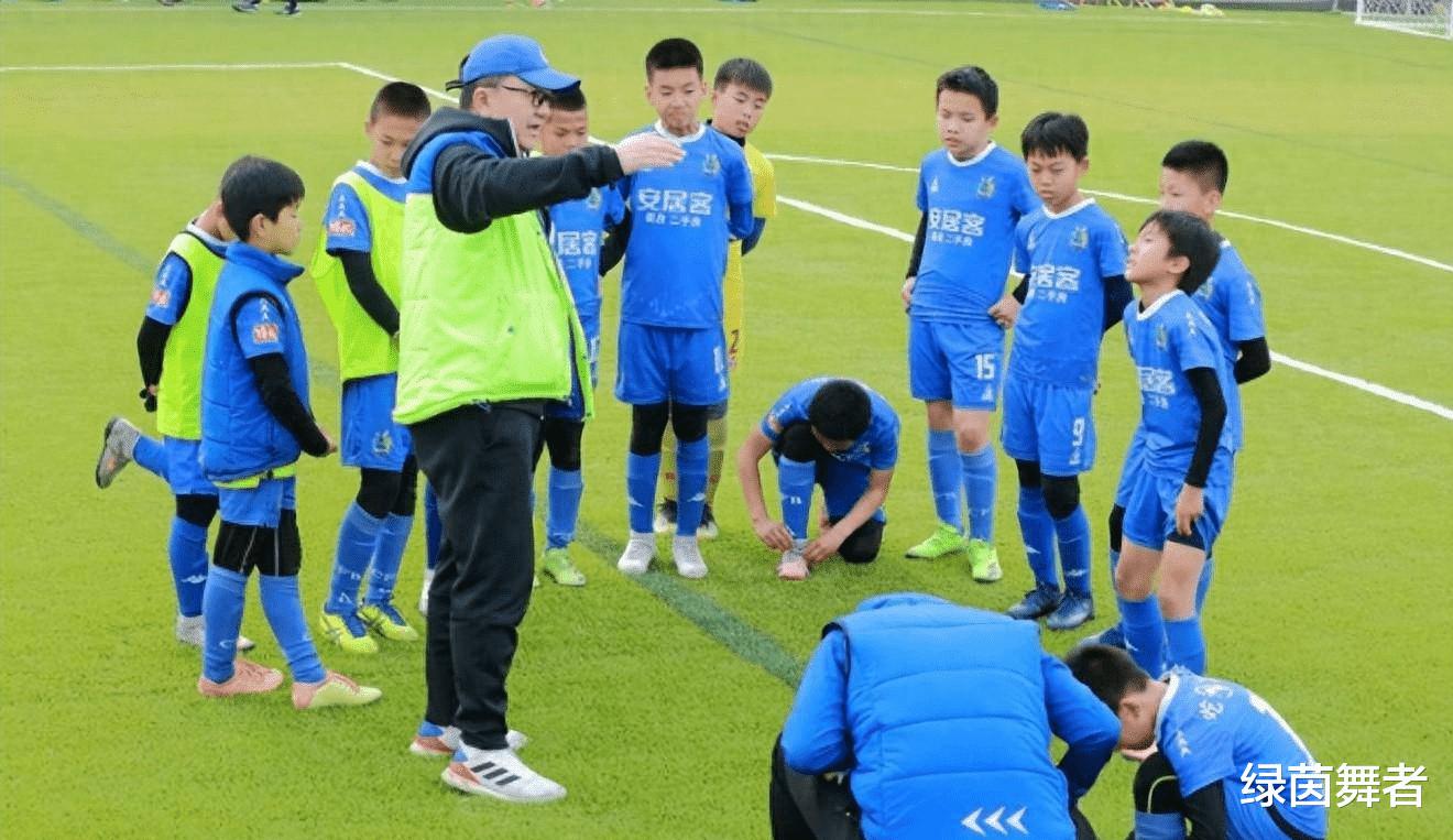 董路成功了！足球小将11人入选国家队，中国青训迎巨变，未来可期(3)