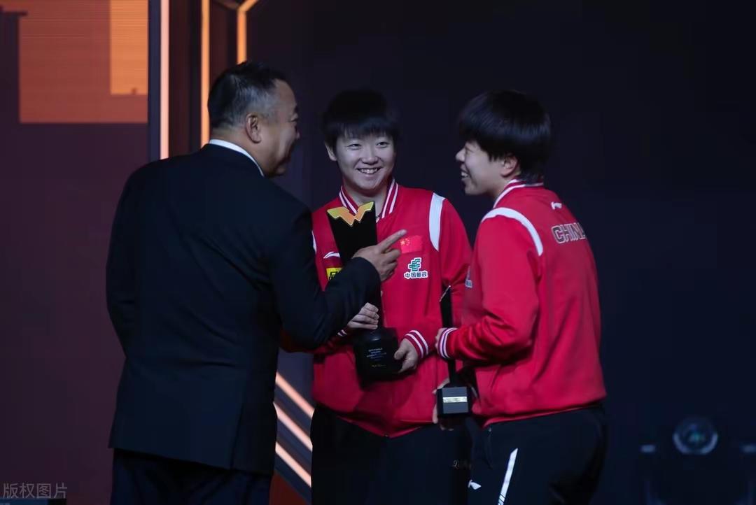 国际乒联官宣，王艺迪排名来到世界第二，王曼昱奥运门票有变(3)