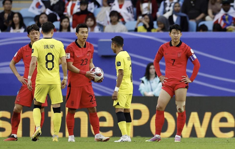 韩国男足遭狂喷：要脸吗？太怕日本！韩媒承认踢假球：就是想拿第2(3)