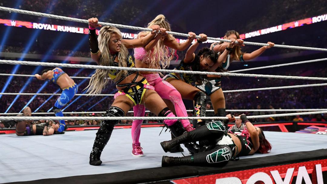 杰德即将迎来首场比赛，前WWE女子冠军成皇家大战最大热门！(8)
