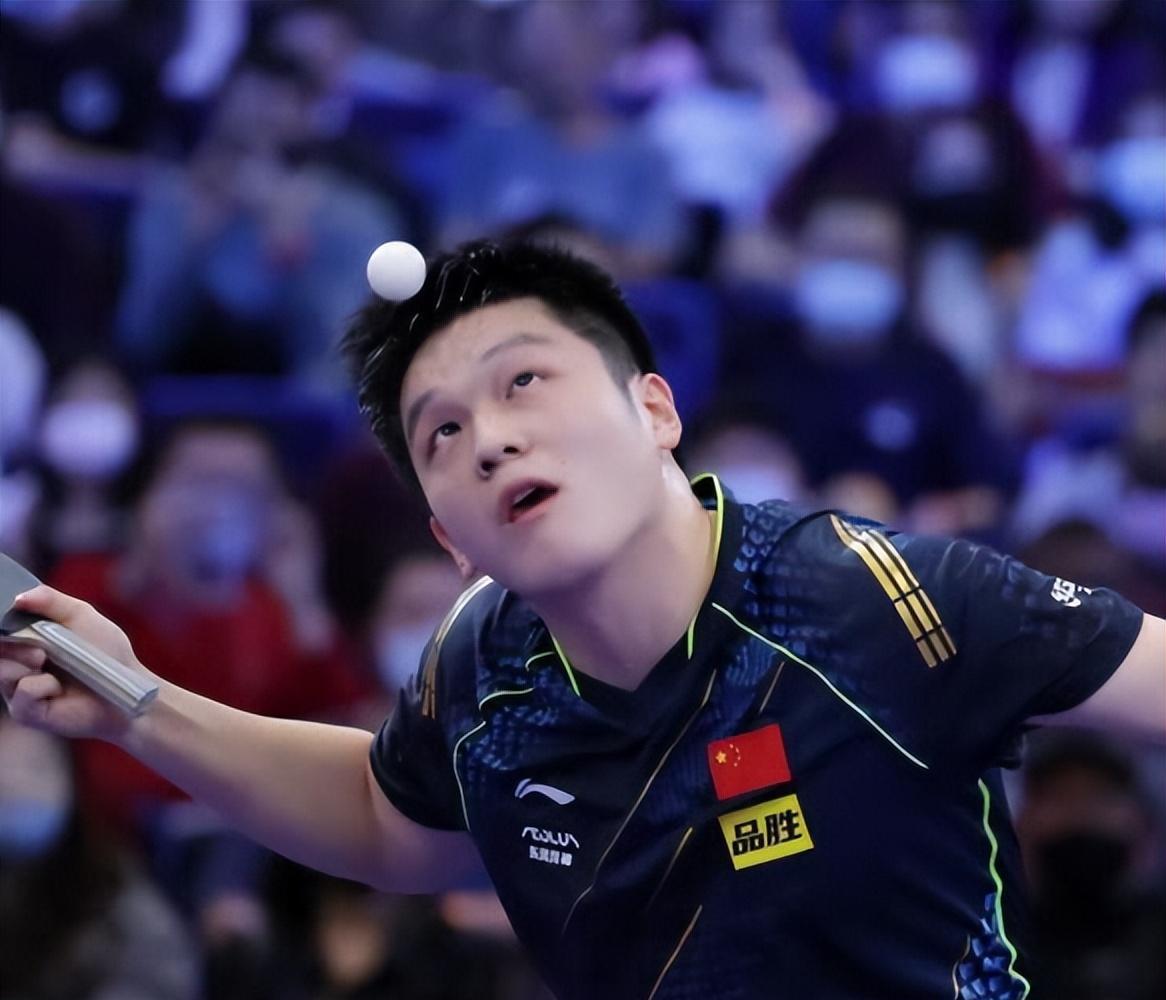 世乒赛爆冷：国乒男队出线，2大世界冠军惜败，张本智和3-0爆发(4)