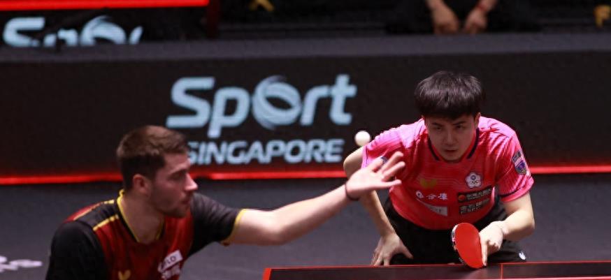 新加坡大满贯赛男单4强出炉，中国队仅占2席，罕见出现直板选手