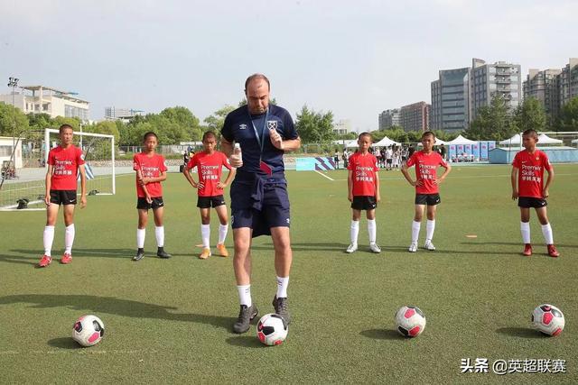 “学转英超”U12邀请赛南京开赛，预热英超亚洲杯(3)