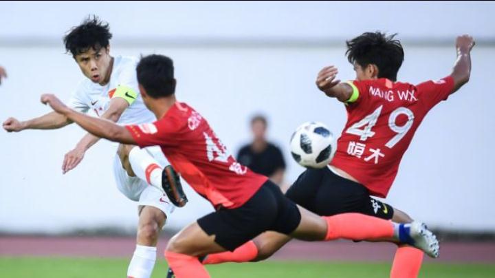 鲁能队长或缺席与上港关键战，蒿俊闵已成国足世预赛新核心(1)