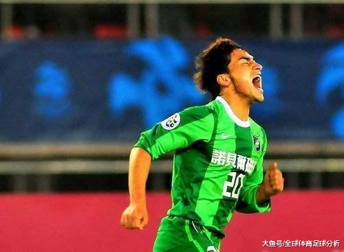 巴力在绿城上演一球成名的好戏之后，他就成为了中国足坛最炙手可热的新星。