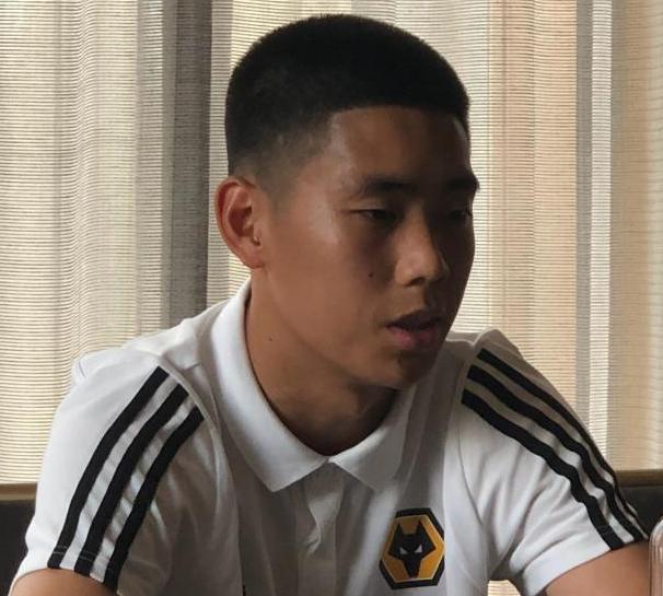 18岁华裔签约英超狼队，表示愿意为中国出征，他会是国足的希望吗(5)