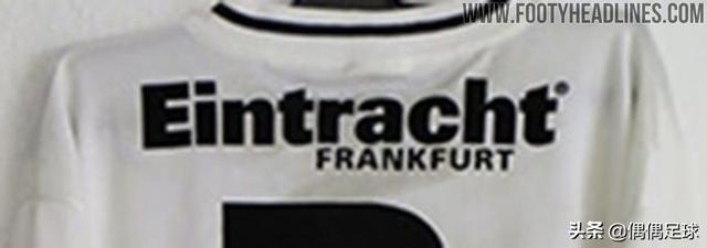 德甲法兰克福球衣 法兰克福新赛季球衣更换了经典的标识(5)