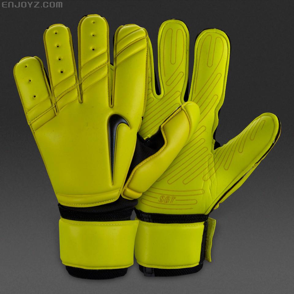 欧冠赛场运动员戴的手套 欧冠版耐克门将手套开卖(2)