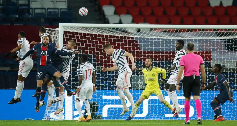 日尔曼对曼联欧冠足球最新 1巴黎欧冠开门红(3)