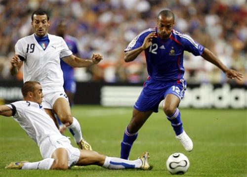 2009年欧冠半决赛第一回合 还记得你们看的第一场球赛吗(7)