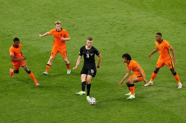 2球脆败31年不胜，奥地利心服口服：荷兰是冠军！(1)