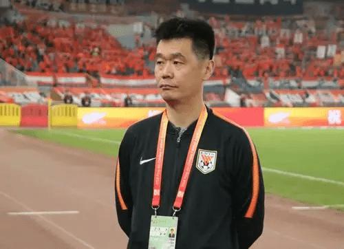 如果当初国足主教练选的是李霄鹏，会不会优于目前的李铁？(3)