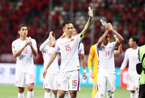 亚足联重大官宣！中国足球喜从天降，世界杯出线重新燃起希望(5)