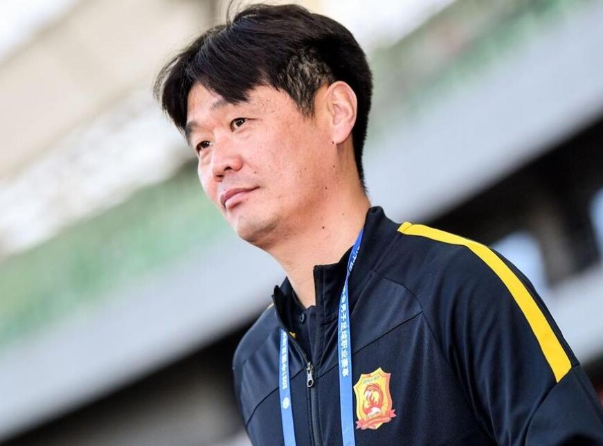 他担任中国国家队男足教练，会让中国足球冲出亚洲，走向世界吗？(2)