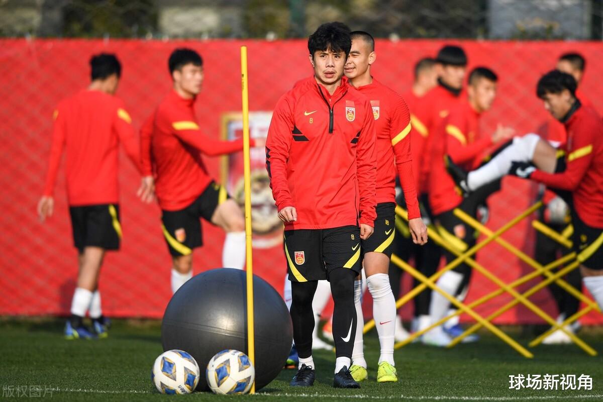 中超头条：蒿俊闵想要劳逸结合，张琳芃经历了中国足球最不好的时期(4)