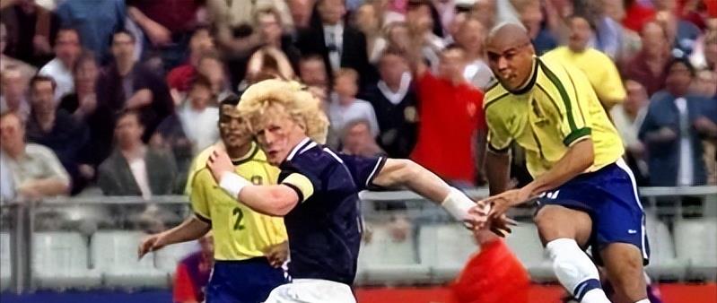世界杯小历史，1998年世界杯揭幕战，乌龙君建功，巴西险胜苏格兰(6)