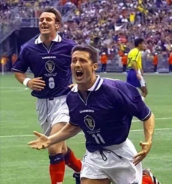 世界杯小历史，1998年世界杯揭幕战，乌龙君建功，巴西险胜苏格兰(17)