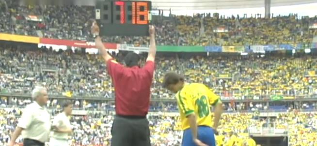 世界杯小历史，1998年世界杯揭幕战，乌龙君建功，巴西险胜苏格兰(19)