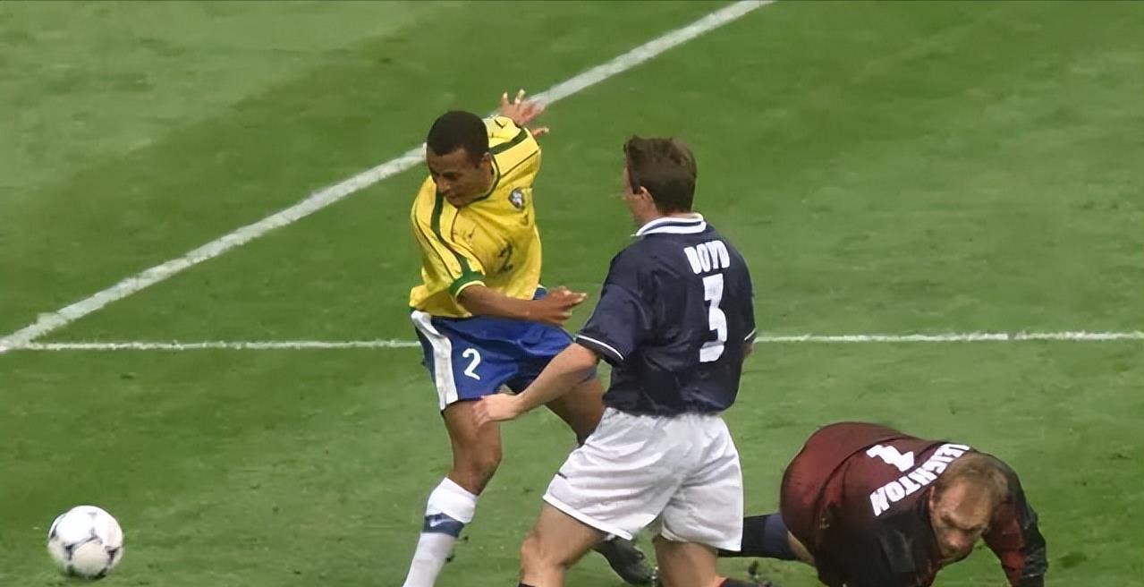 世界杯小历史，1998年世界杯揭幕战，乌龙君建功，巴西险胜苏格兰(27)