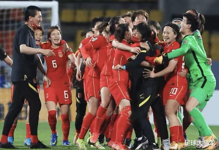 3-0，第五胜！中国女足国青狂飙，冲击U17世界杯冠军，男足汗颜(1)