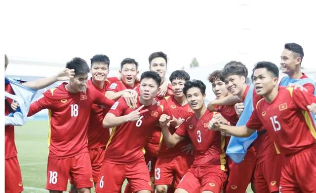 越南U23男足2-0战胜马来西亚 越南泰国在U23亚洲杯中均表现出色(6)