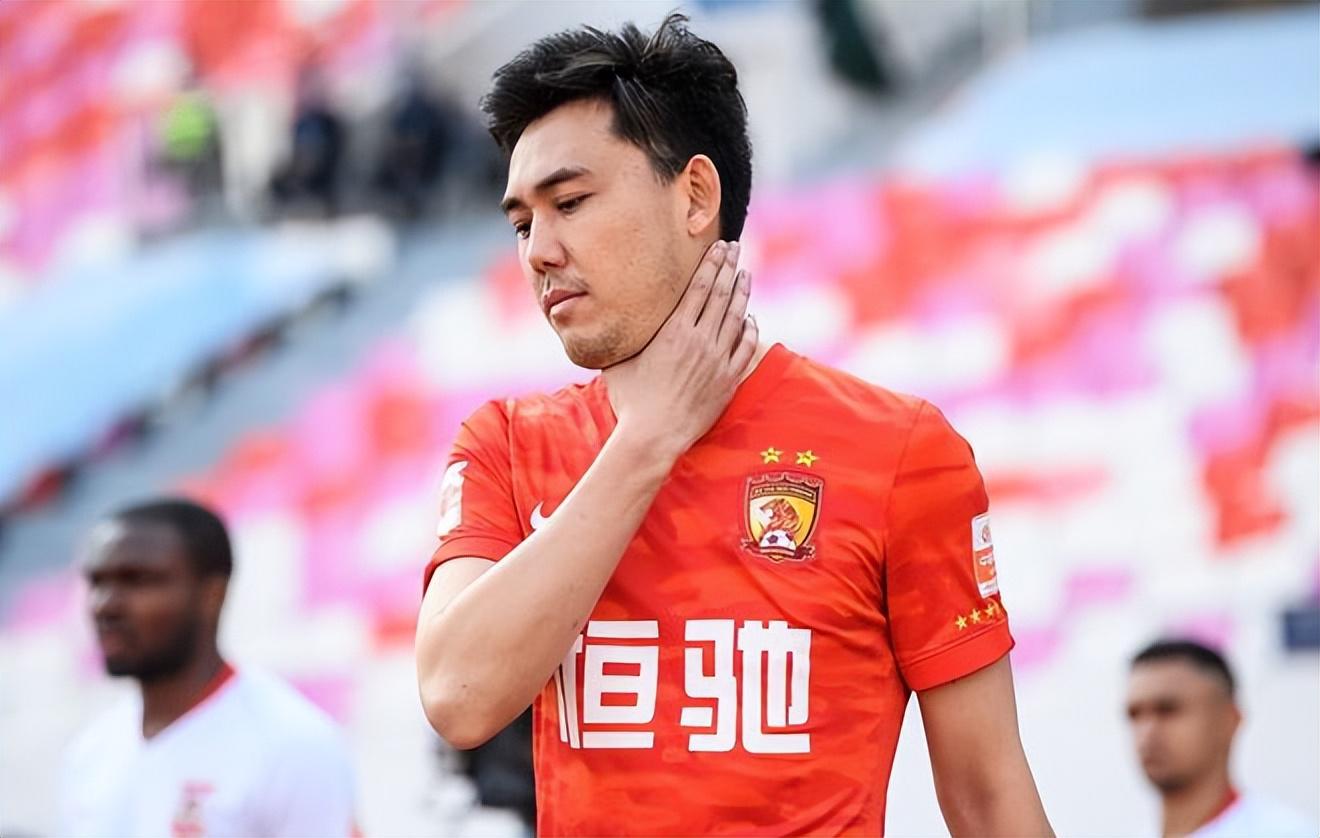 意外！广州队即将敲定一王牌加盟教练组，曾是国足主力，值得期待(4)
