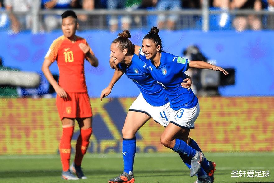 1-1！中国女足世界杯对手绝平比分，87分钟躲过1劫，小组排名垫底(5)
