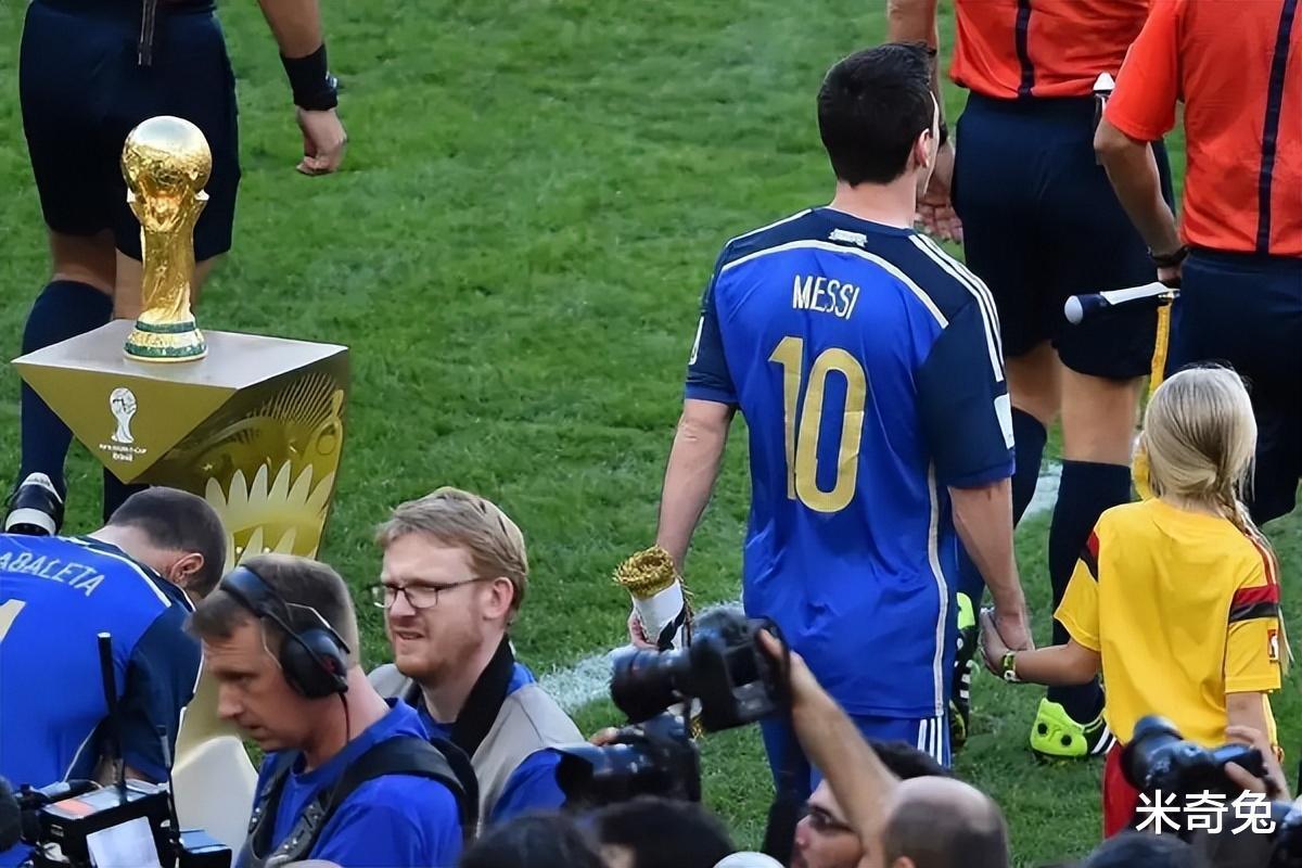 100天后就是世界杯！35岁的梅西比34岁时更强，连阿扎尔都瘦了(3)