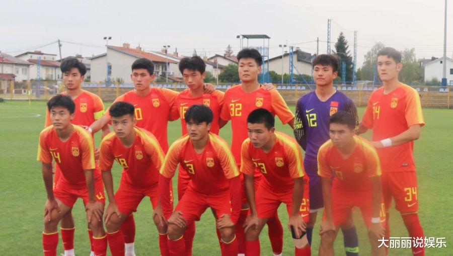 恭喜！中国U19国青7-2大胜对手 18岁小将的帽子戏法 国足有希望了(2)