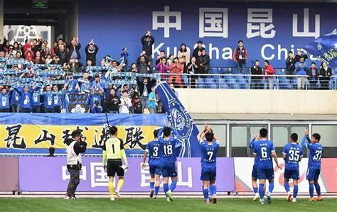 山东鲁能今年帮江苏青岛两支中甲球队冲超，明年这三支球队组成泰山系？