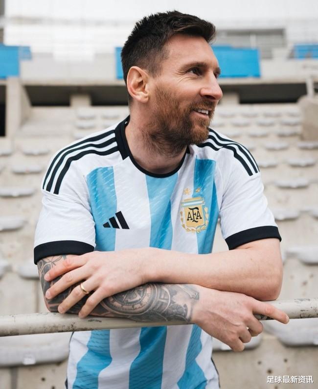 阿根廷公布2022年世界杯球衣！客场球衣居然变成了紫色(4)