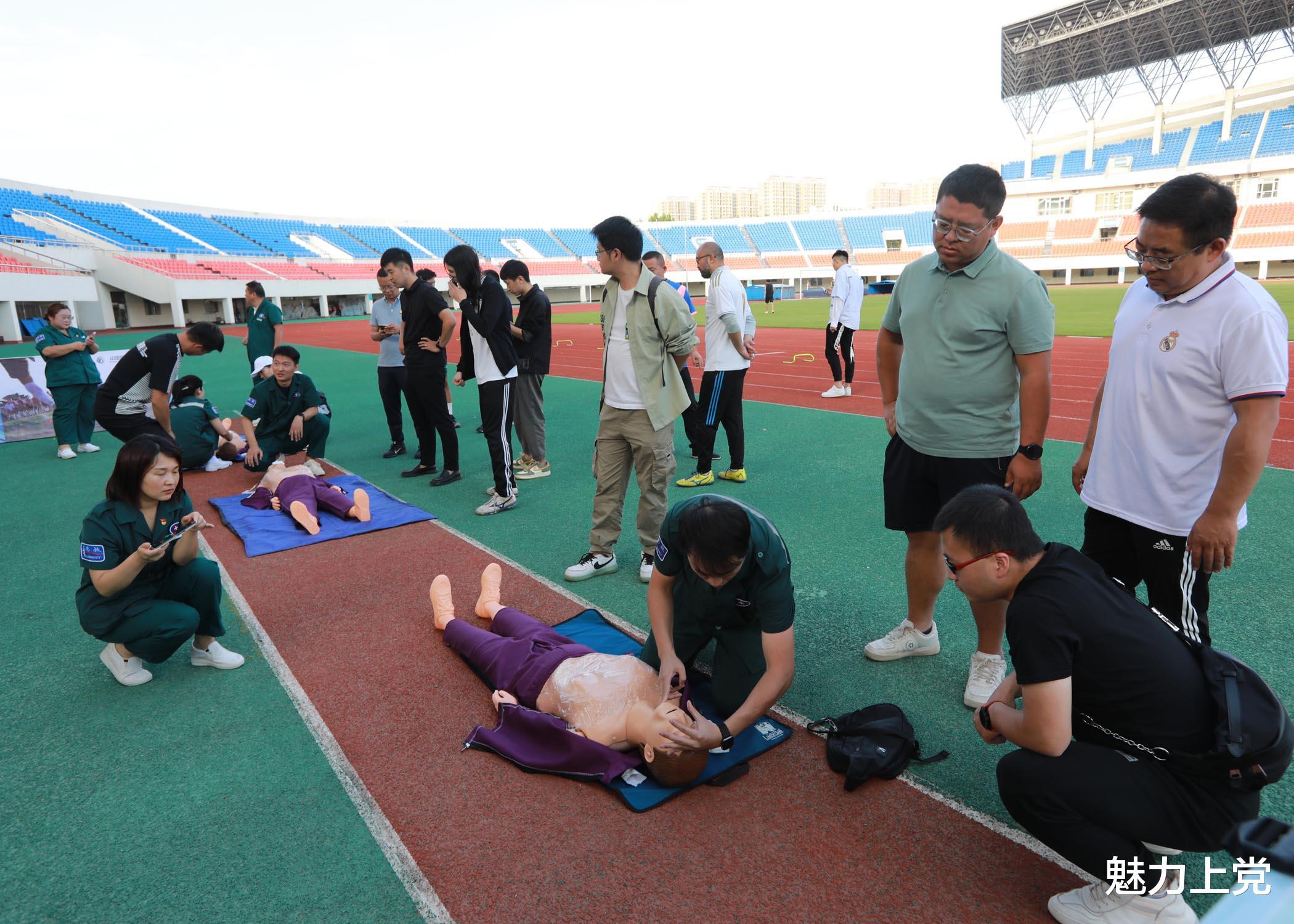 “体总杯”中国城市足球联赛长治赛区组织急救培训(31)