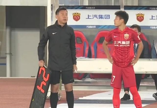 2-0！王燊超+恩迪亚耶破门，武磊替补登场，上海海港迎两连胜(4)