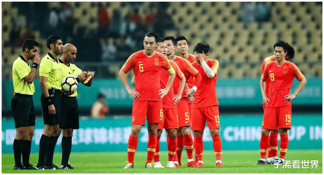 下午17点! 北京媒体曝出争议猛料: 中国足球遭打击，球迷吐槽声一片(3)