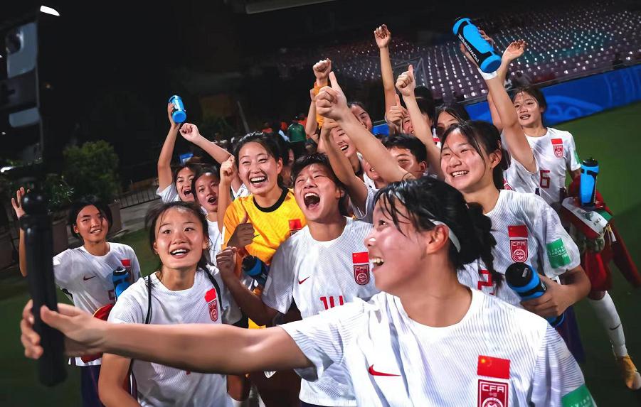 从递补到2-1爆冷，中国女足U17励志，洗刷8年两大耻辱，拼劲满分(2)