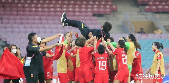 1-0对0中国女足在三线球狂飙中晋级FIFA排名第15位，本届世界杯仅剩下1名上上签的球员(3)