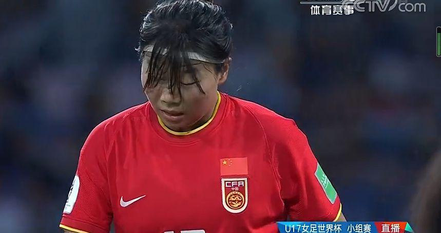 世界杯：琳达2球，乔睿琪尹丽红错失良机，中国女足0-2哥伦比亚(8)