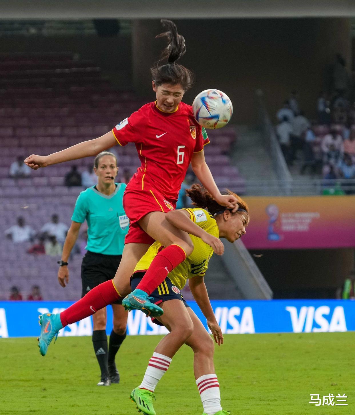 中国女足0-2输哥伦比亚，出线遇困难，球迷呼喊陈婉婷(2)