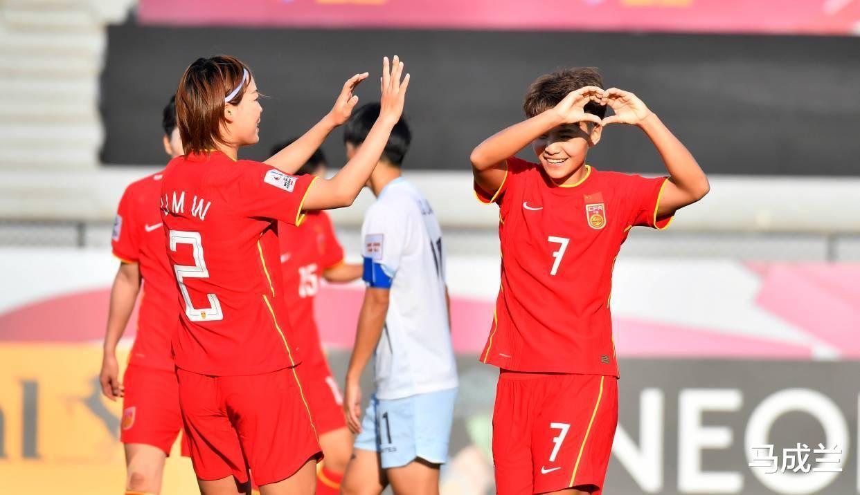 中国女足0-2输哥伦比亚，出线遇困难，球迷呼喊陈婉婷(6)